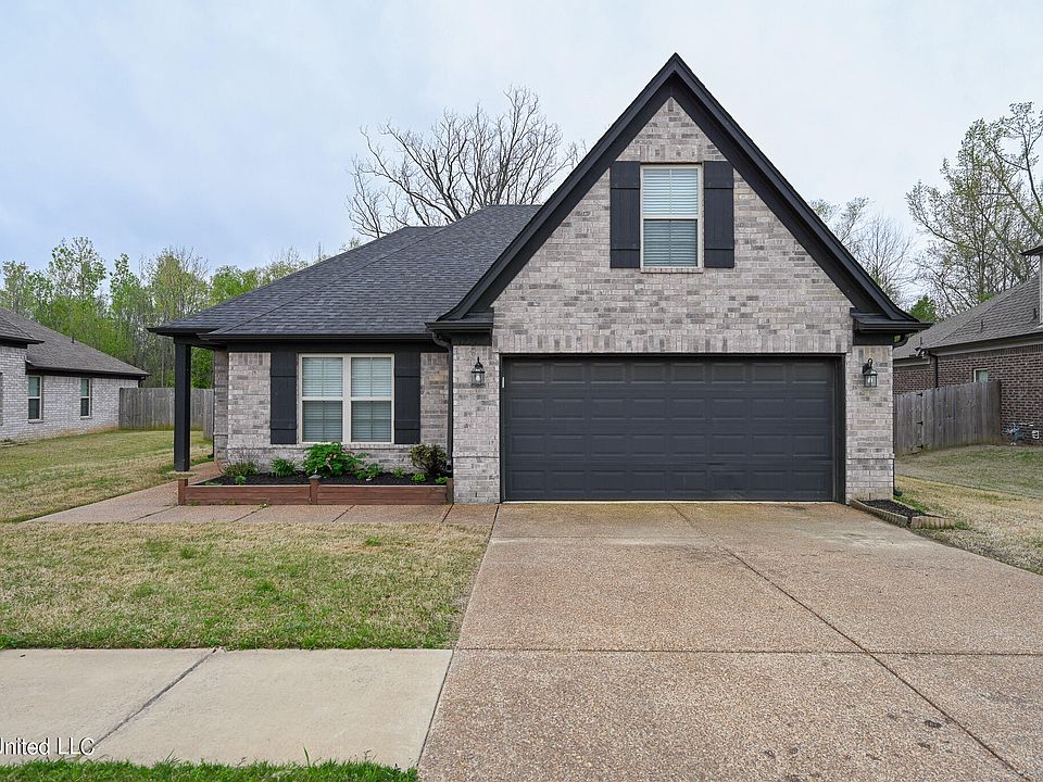 1st image of 1231 Hemlock Dr