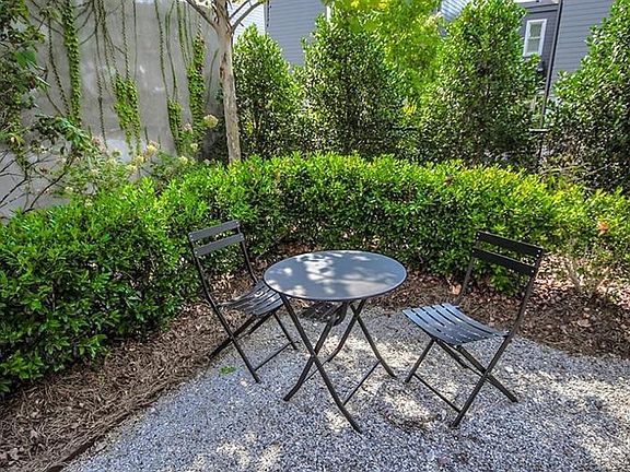 2nd image of 2074 Telfair Cir NE #108