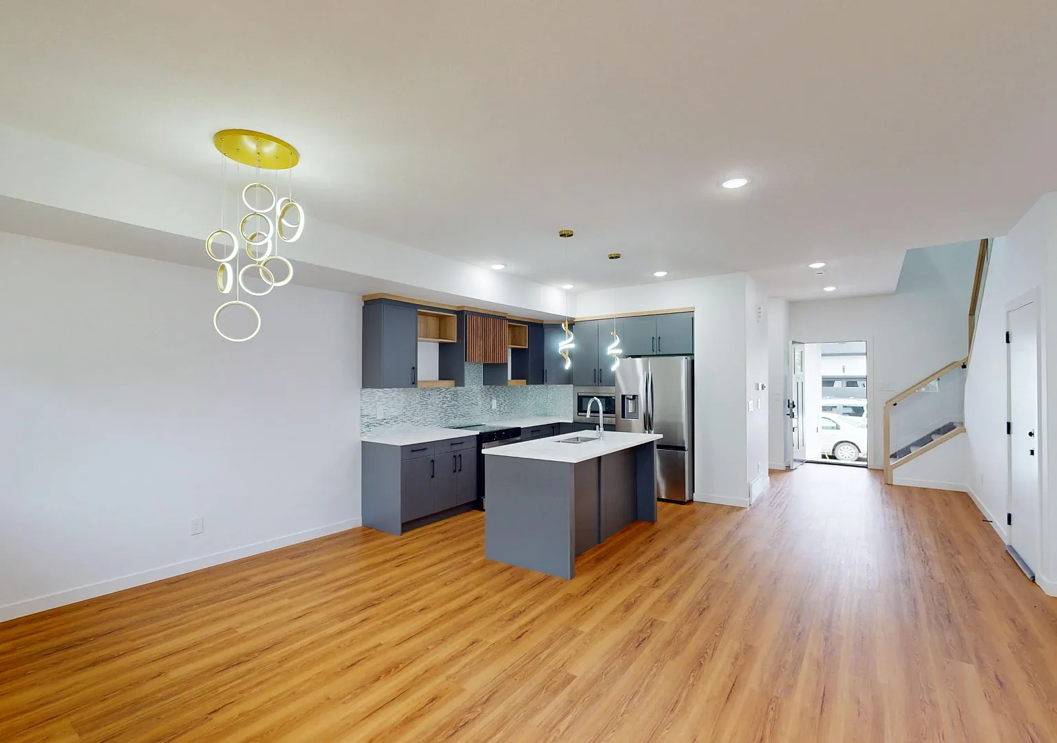 15 Hawks Ridge Boulevard NW — Photo 3