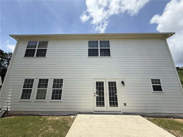 1667 Overview Cir — Photo 24