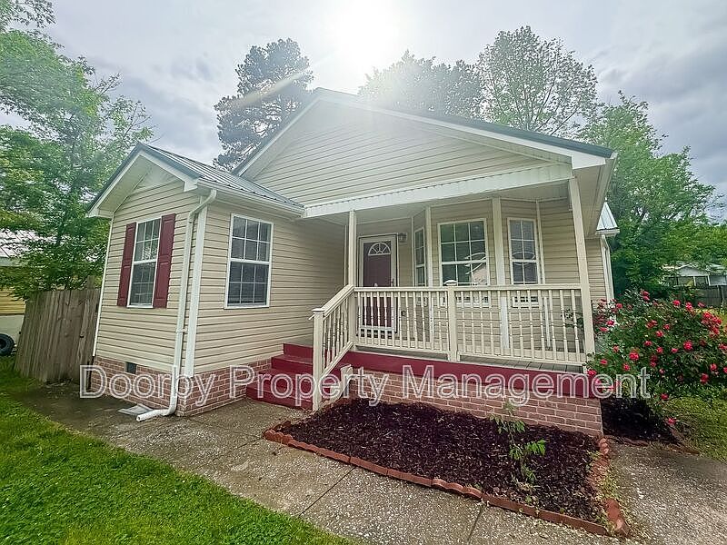 1st image of 1109 Arcadia Ave