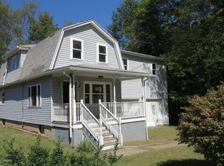 2729 Alberdeen Rd, Mountain Top, PA 18707