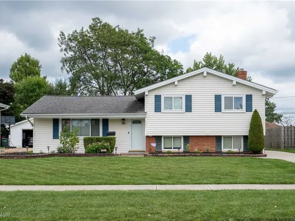 1301 Golden Gate Blvd, Mayfield Heights, OH 44124