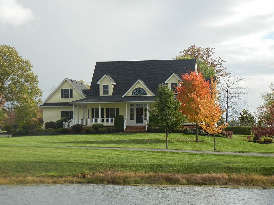 Picture Book Country Home
