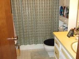 1902 Tower Dr, Jefferson City, MO 65109