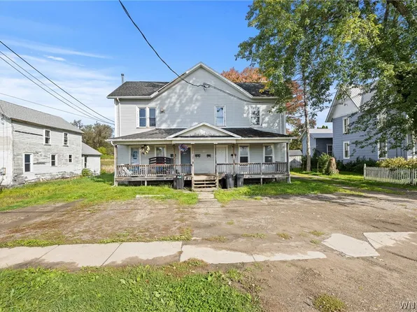 33 Elm St, Franklinville, NY 14737