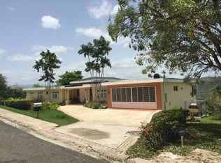 Lomas De Manatuabon #70, Manati, PR 00674