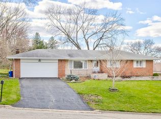 1804 Old Orchard Rd, Rockford, IL 61107