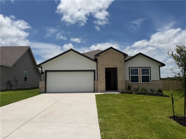 1018 Legrand St, Brenham, TX 77833