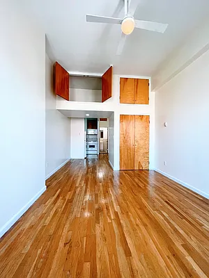 Rented by Keller Williams NYC | media 2