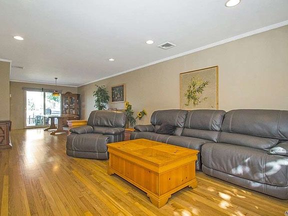 4th image of 934 Wenwood Dr