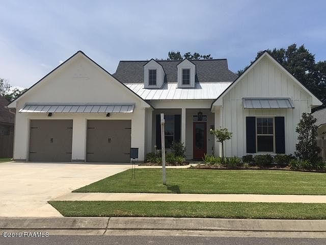 1st image of 208 Cedar Lake Dr