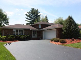 1637 Briarcrest Dr, New Lenox, IL 60451