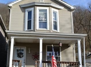 524 Highland St, Follansbee, WV 26037