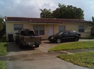 2611 Liberty St, Hollywood, FL 33020