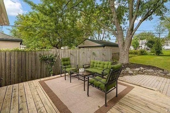350 S Manitou Ave — Photo 40