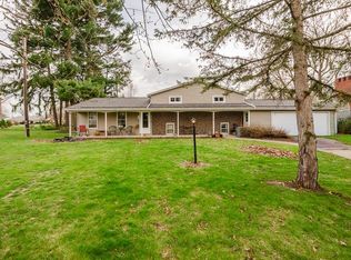 103 W Kilbourne Dr, Bucyrus, OH 44820