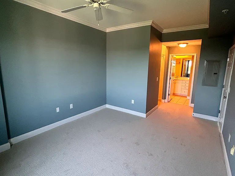300 W 5th St #718 — Photo 12