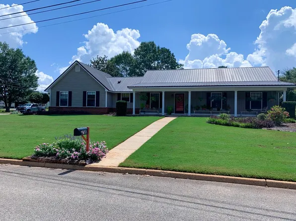 2612 Radcliff Rd, Dothan, AL 36303
