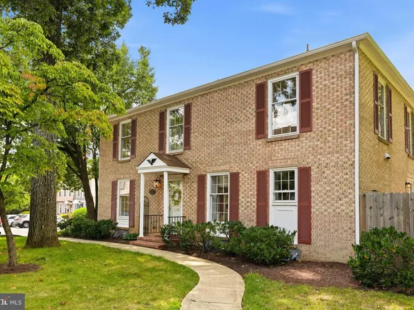 1717 Dana St, Crofton, MD 21114