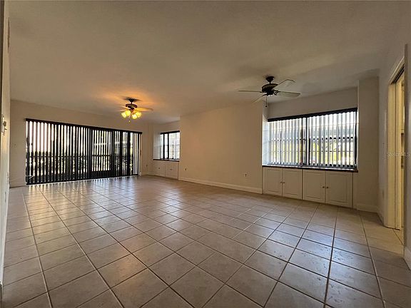 5th image of 23465 Harborview Rd #108