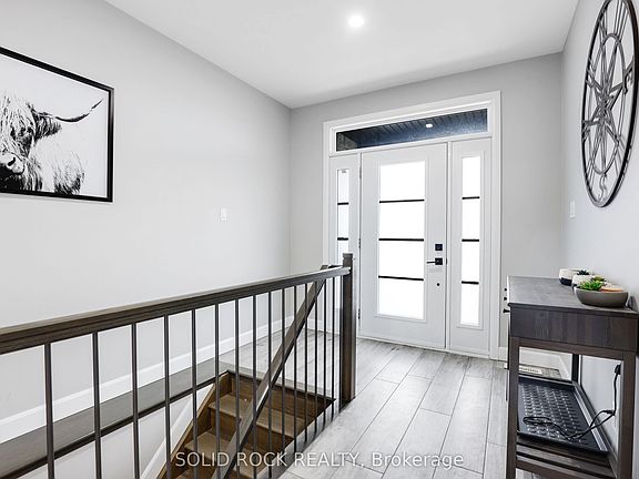 5th image of 216 Filion St