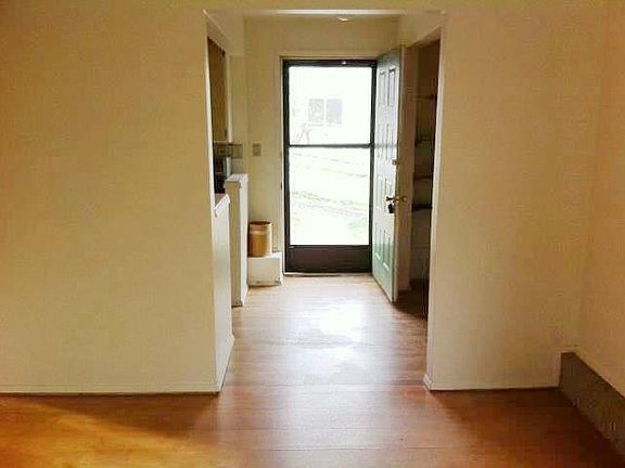 5th image of 325 Bertha Ave #B