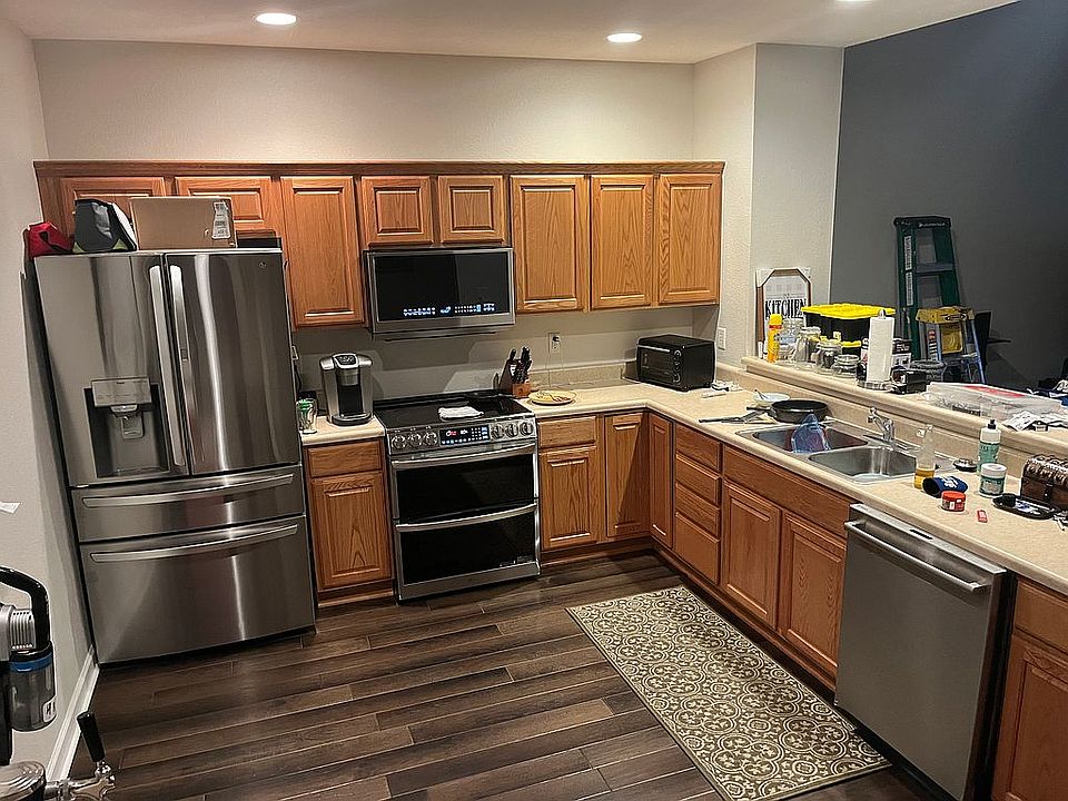 1st image of 3640 Thornhill Dr