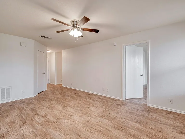 104 Pinnacle Dr — Photo 7