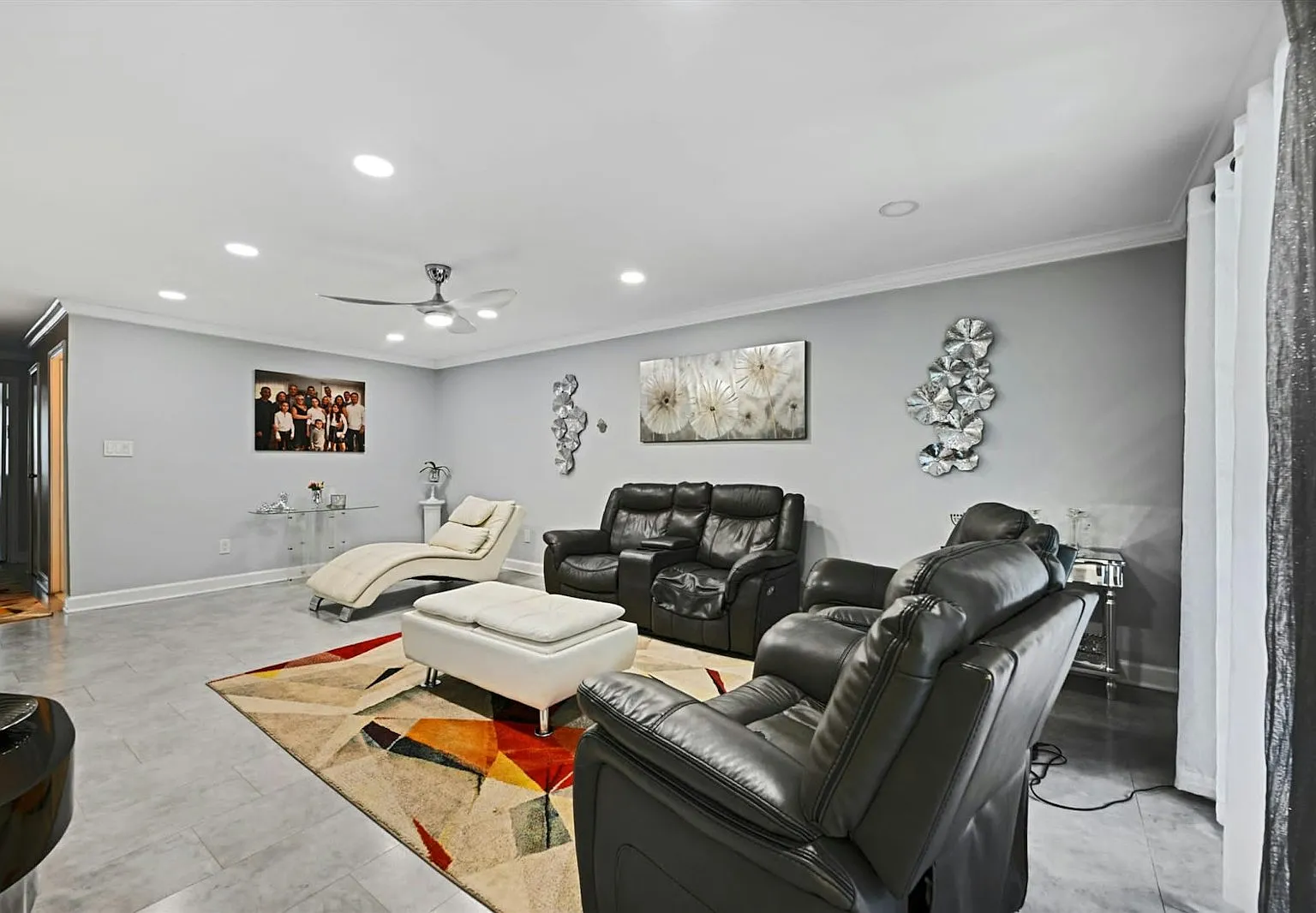 10 Fourwood Court — Photo 4