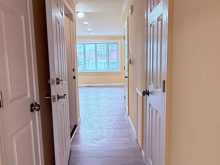 460 Parlin St #1 — Photo 10