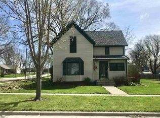 116 N Dwight St, Conrad, IA 50621