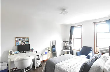 73 Meserole Avenue, #3L