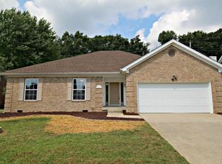 8209 Adams Run Rd, Louisville, KY 40228