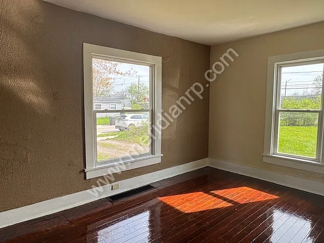 2922 Manford Street - 1 — Photo 2
