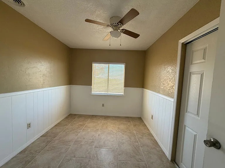 9564 Hondo Rd — Photo 6