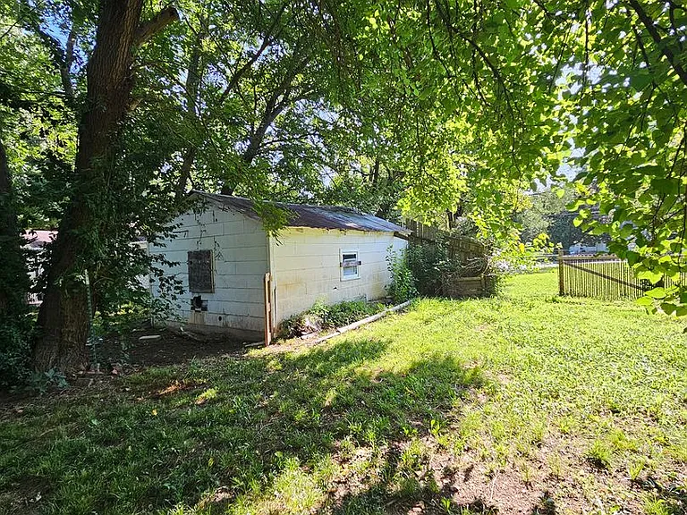 2503 N Delaware Ave — Photo 50
