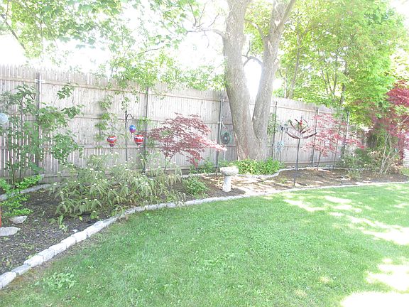 4th image of 14 Davis Drive