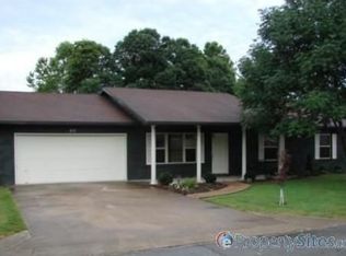 401 SW 10th St, Bentonville, AR 72712