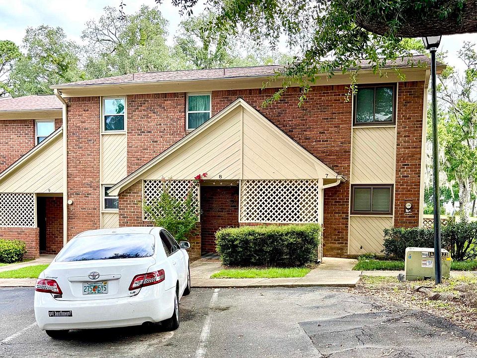 1st image of 3207 Shamrock St APT 7