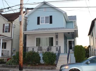 306 Vine St, Old Forge, PA 18518