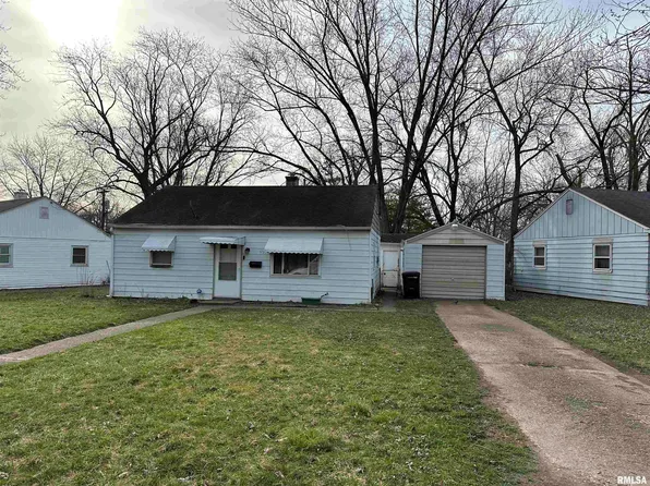 936 S Tonti Cir, Peoria, IL 61605