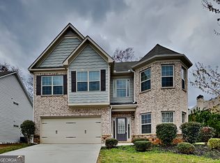 390 Autumn Bluff Dr, Lawrenceville, GA 30044
