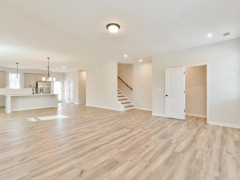 2390 Whistler Way NE — Photo 18