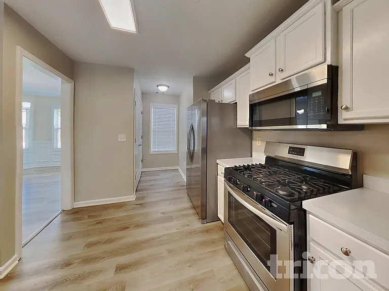 217 Arbor Dr — Photo 6