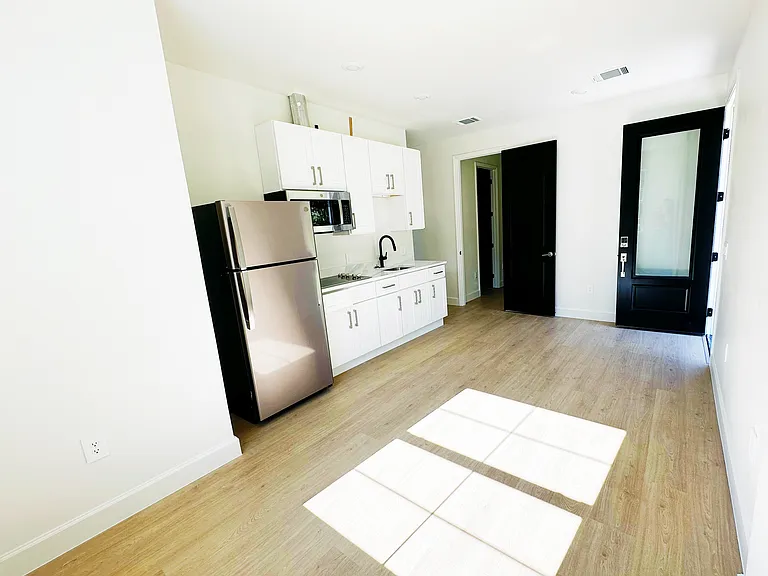 1448 Immokalee St — Photo 1