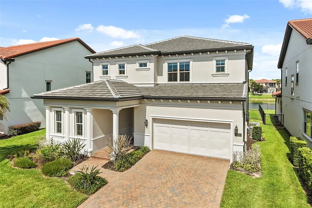 5 bed, 4.5 bath, 3883 sqft, $6,900 — Photo 3