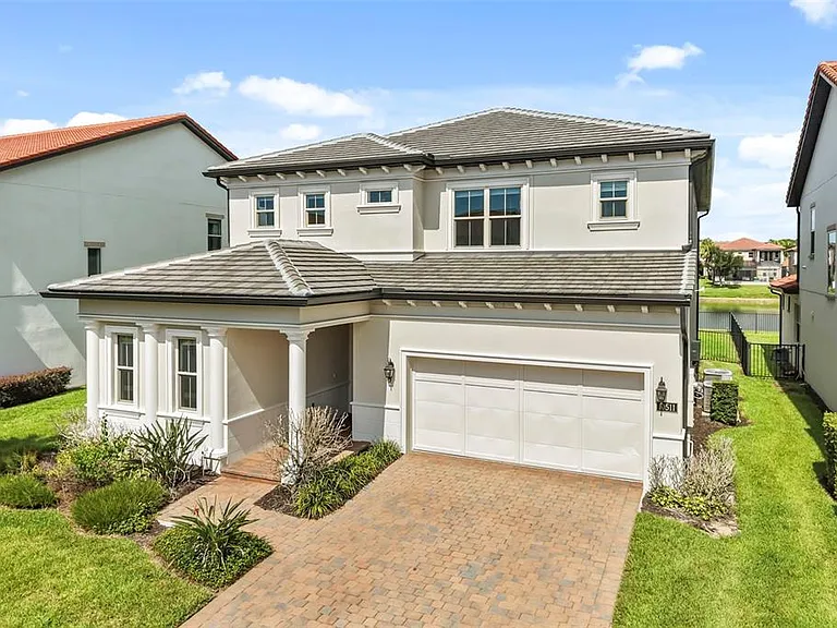 10511 Royal Cypress Way — Photo 3