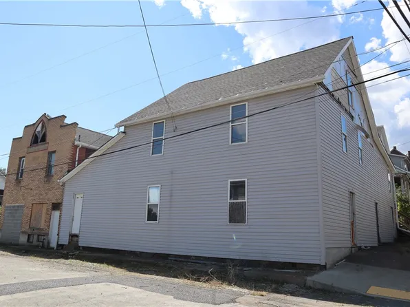 114 E Church Ave, Masontown, PA 15461