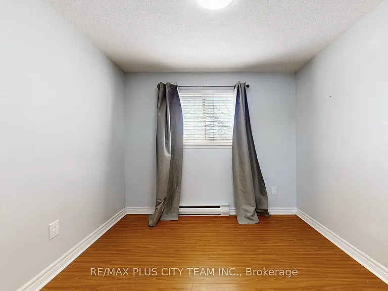 50 Darras Ct — Photo 17